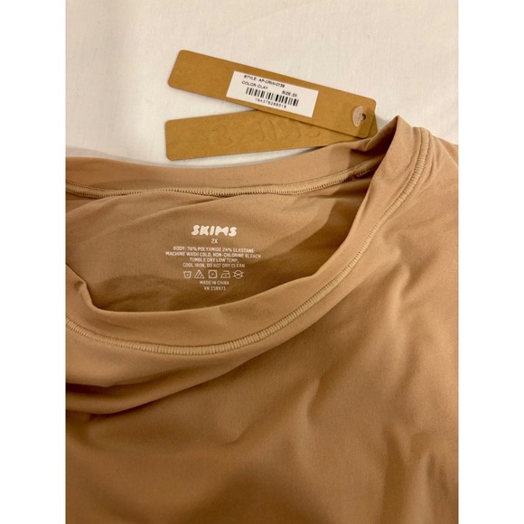 NWT Nordstrom Skims Essential Crew Neck Long Sleeve Bodysuit in Clay, Size 2X - Picture 2 of 4